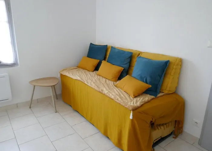 Le Romarin Villa Courçon